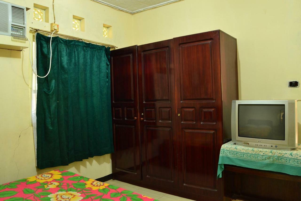 Hotel Wiwi Perkasa 1 Indramayu Bagian luar foto